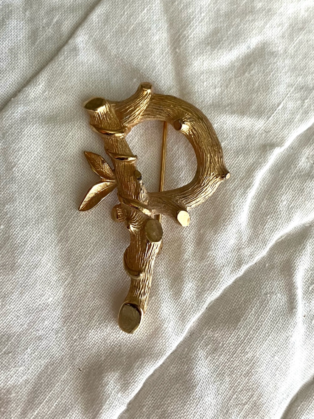 Vintage Sarah Coventry Gold-tone Letter P Brooch